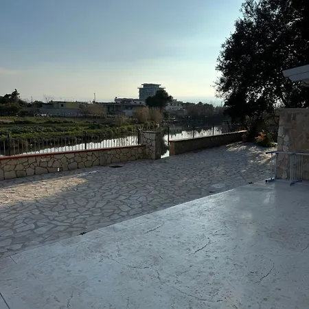 Bianca Bilocale Apartment Foce Varano